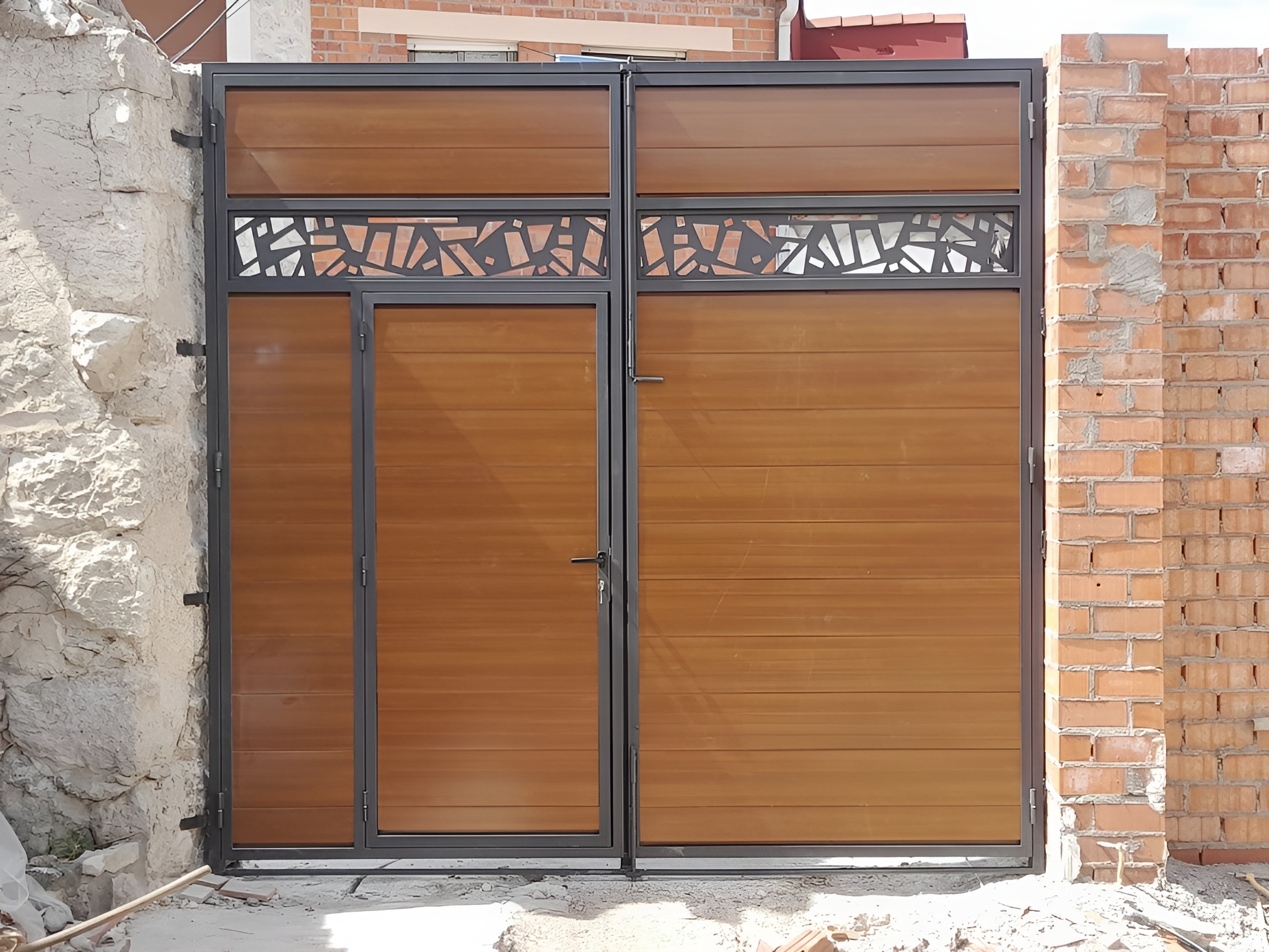 puertas metálicas seccionables