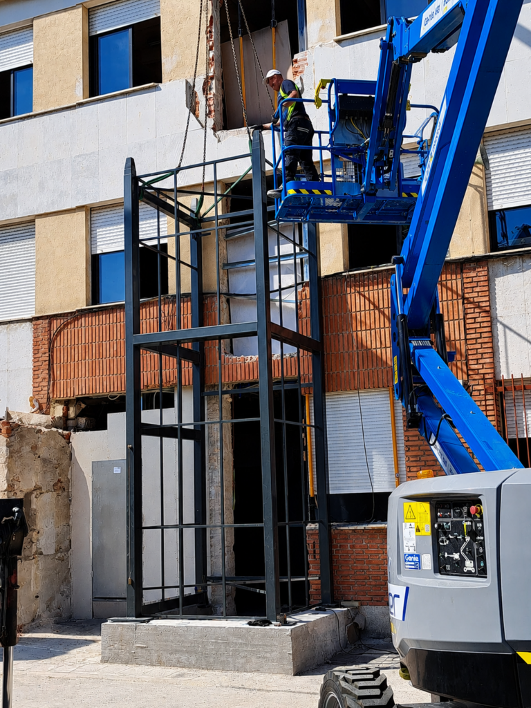 Proceso de instalación estructura metálica a medida